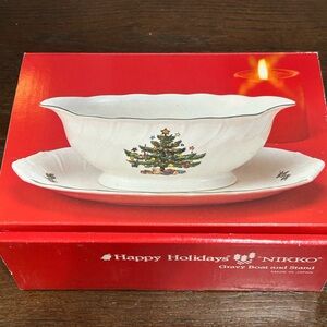 Nikko Happy Holidays Gravy Boat and Stand